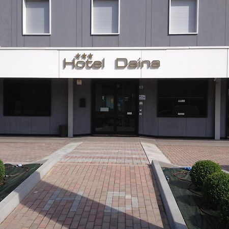 Hotel Daina Dalmine Exterior foto